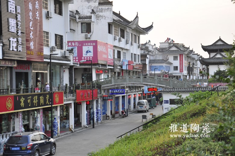 景德鎮錦繡昌南陶瓷市場